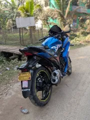 Suzuki Gixxer SF